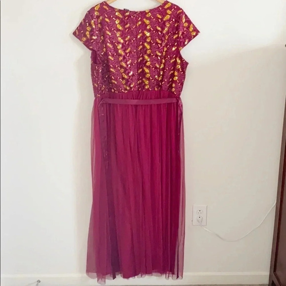 Candalite Plus Size Sequin gold Burgundy Formal Gown plus size size 2X - Picture 14 of 16
